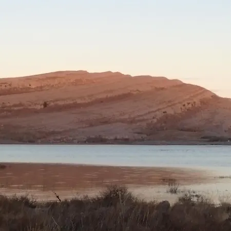 펜션 Quaint Secluded Close To Beautiful Kinvara