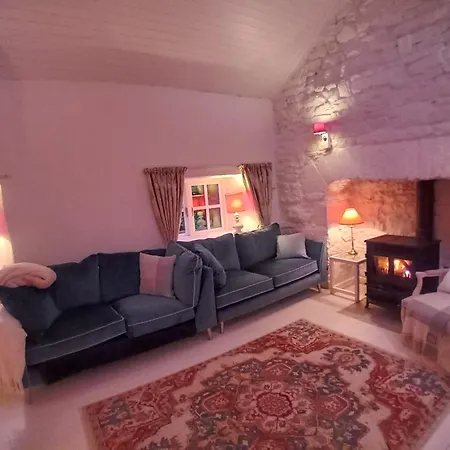 Holiday home Quaint Secluded Close To Beautiful Kinvara Gort
